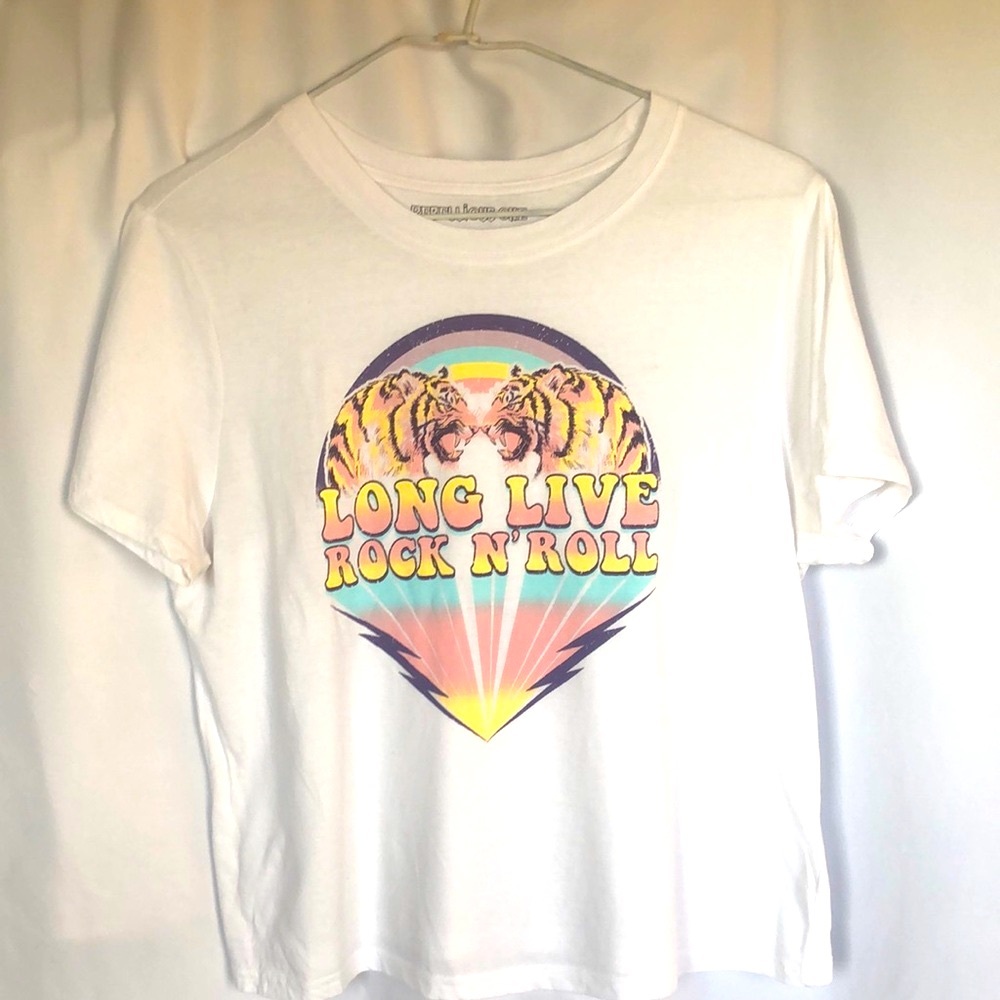 REBELLIOUS ONE Long Live Rock n Roll white t-shirt. Size Large.